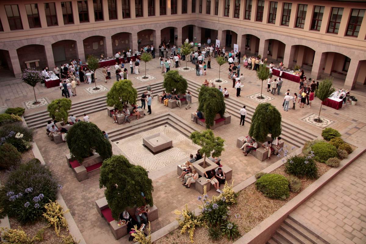 llm-in-public-private-law-fall-2022-application-deadline-is-fast